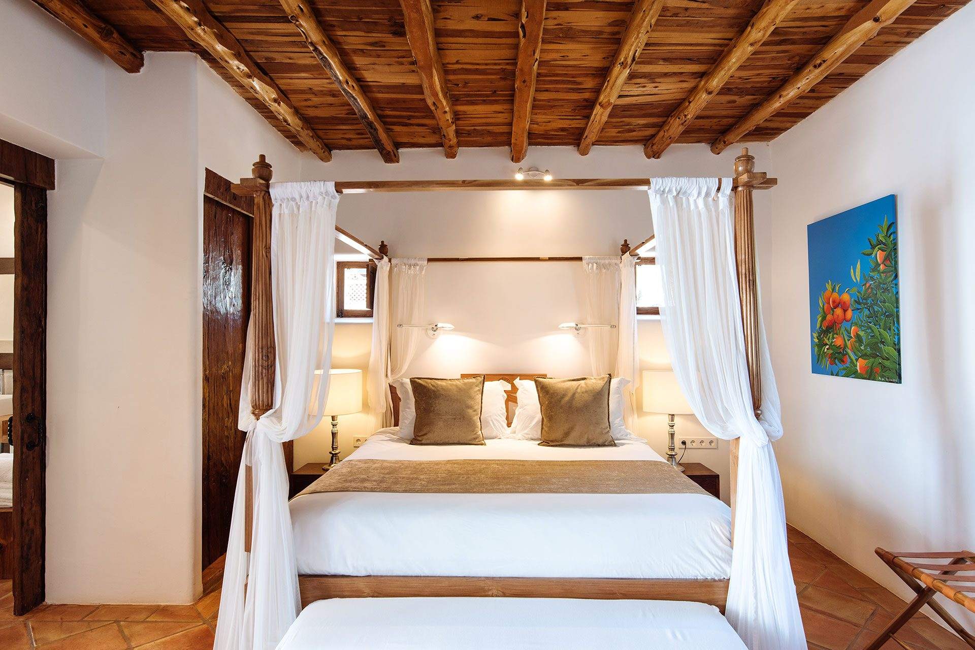 atzaro-agroturismo-ibiza-luxury-hotel-bedrooms-suite-2