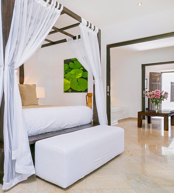 atzaro-agroturismo-ibiza-luxury-hotel-bedrooms-suite-deluxe-lavanda-square