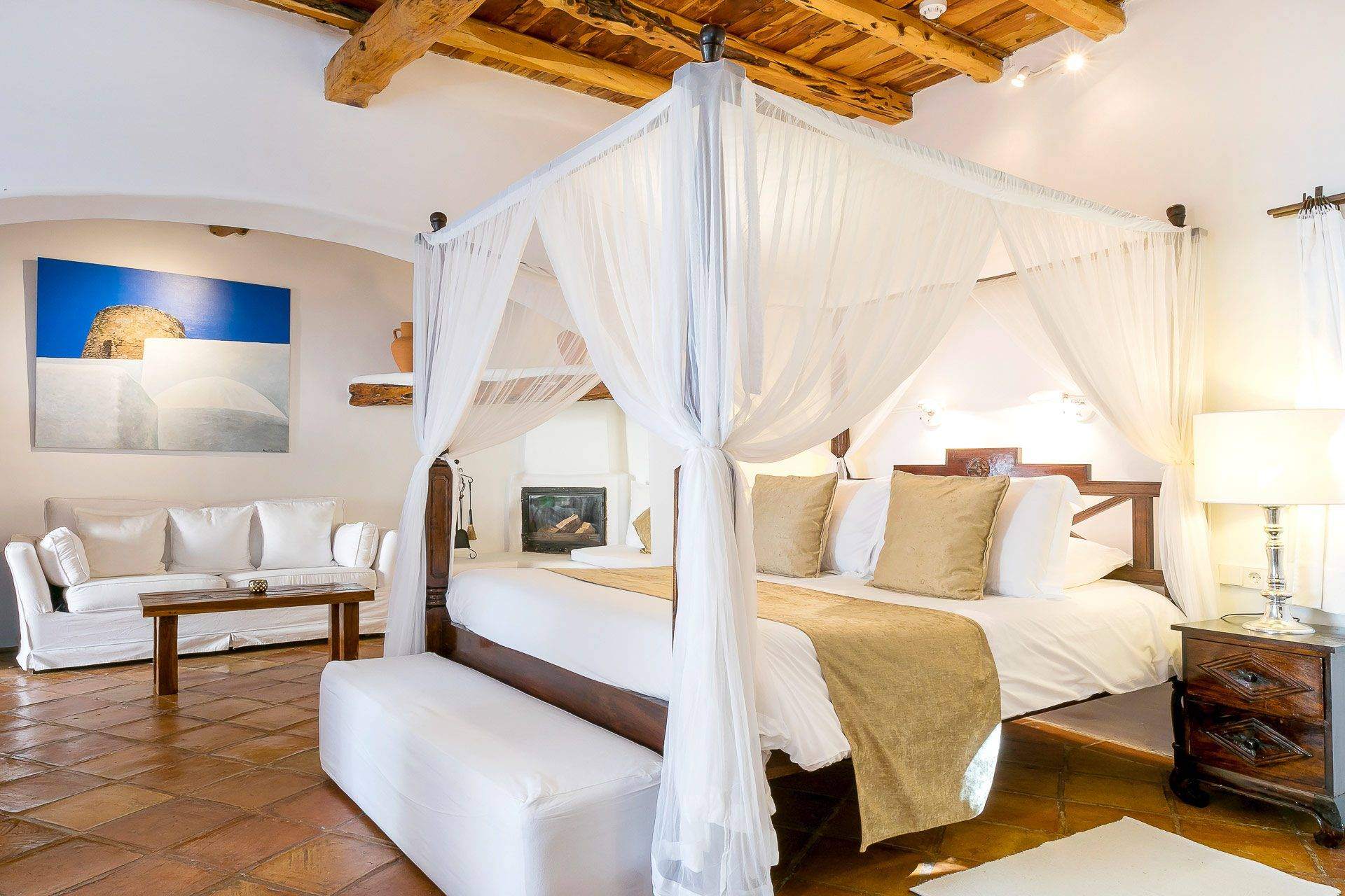 atzaro-agroturismo-ibiza-luxury-hotel-bedrooms
